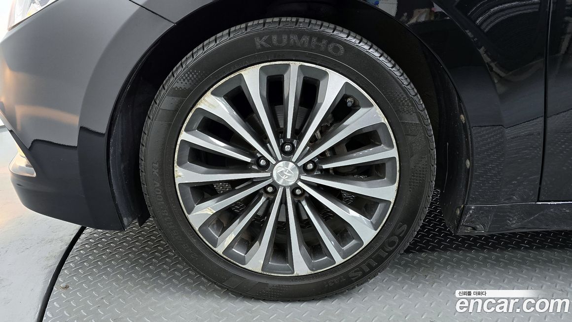 Hyundai Grandeur 2013