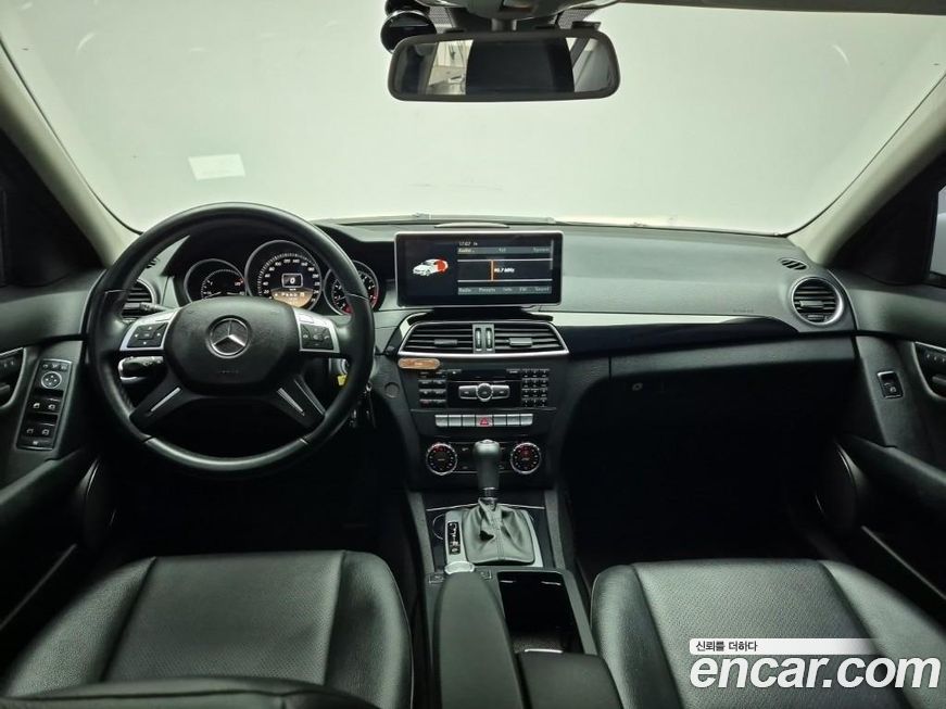 Mercedes-Benz C-Class 2012
