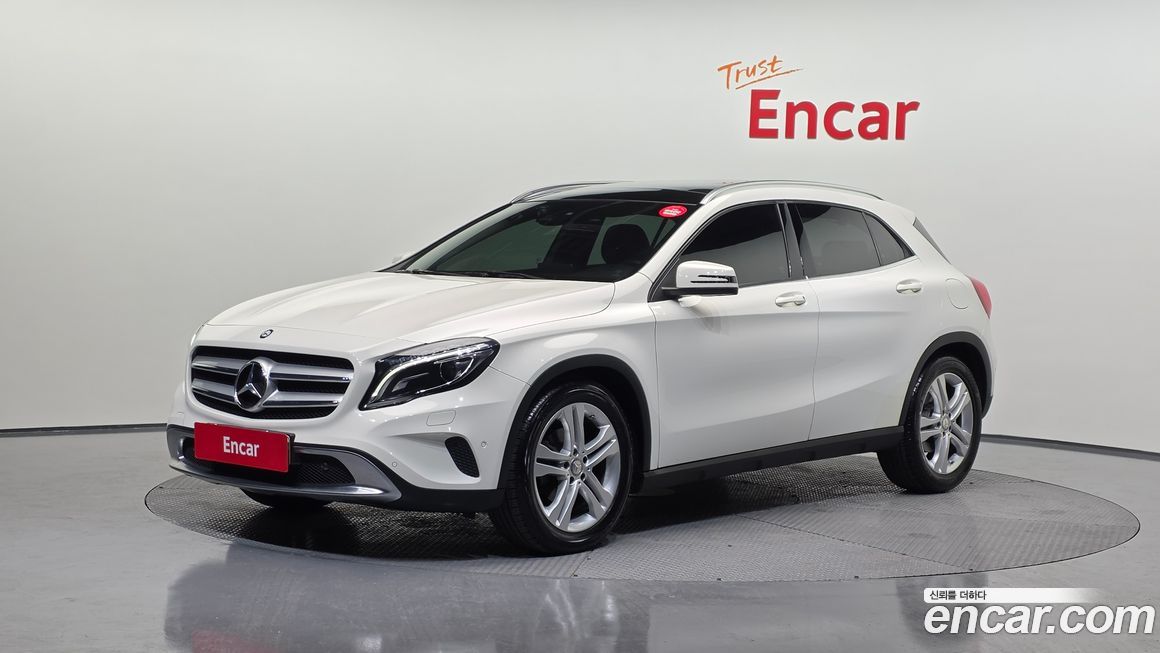 Mercedes-Benz GLA-Class 2016