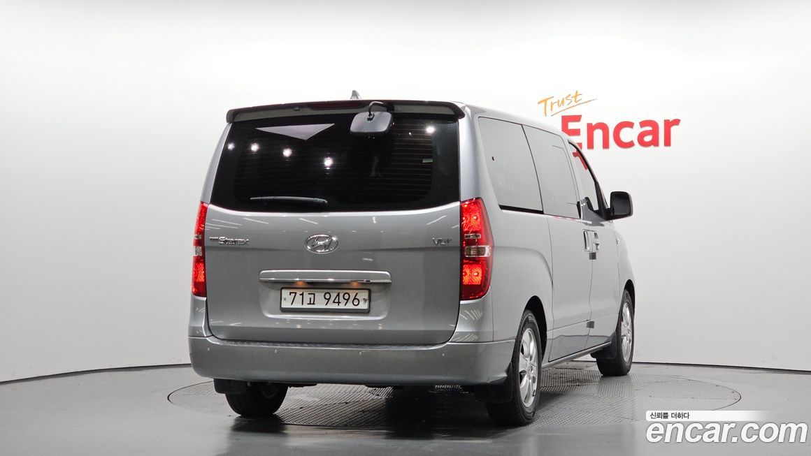 Hyundai Starex 2019