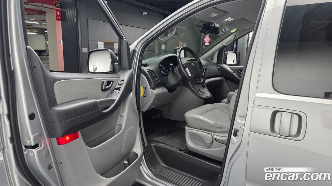 Hyundai Starex 2020