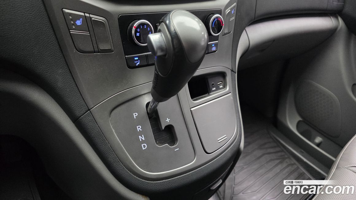 Hyundai Starex 2020