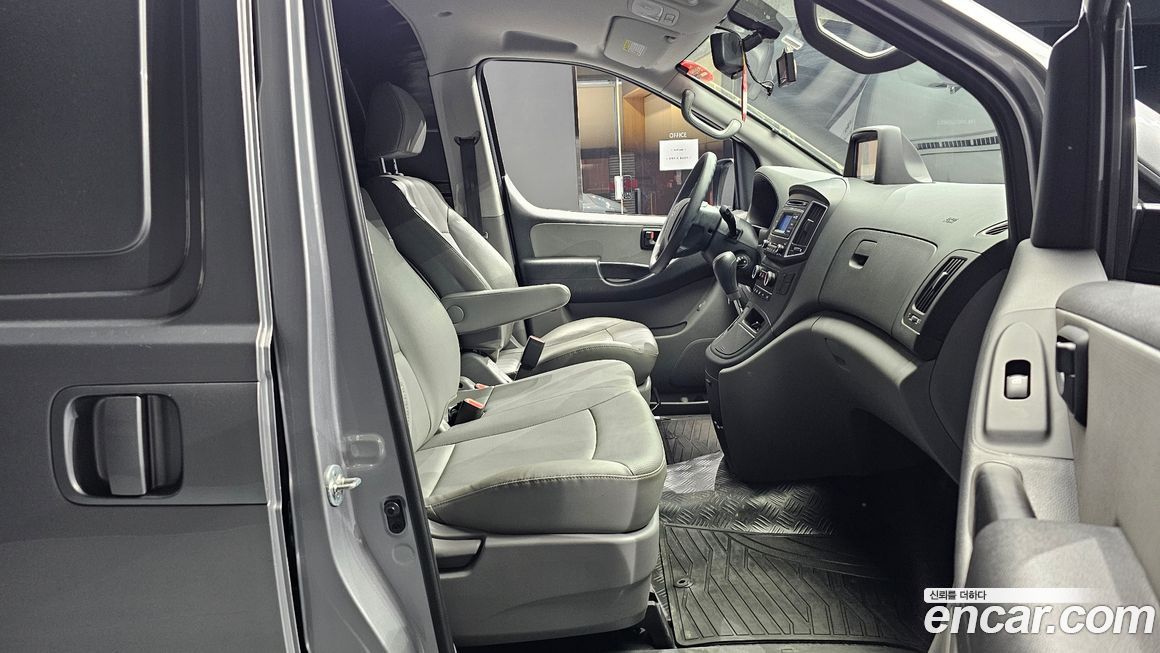 Hyundai Starex 2019