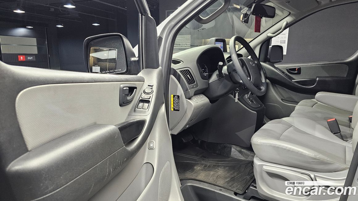 Hyundai Starex 2019