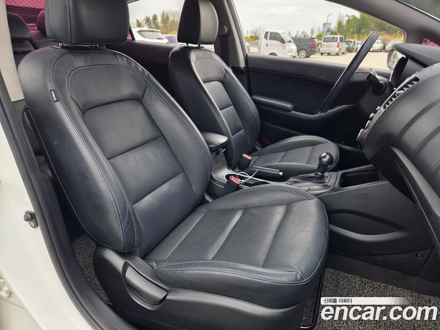Kia K3 2015