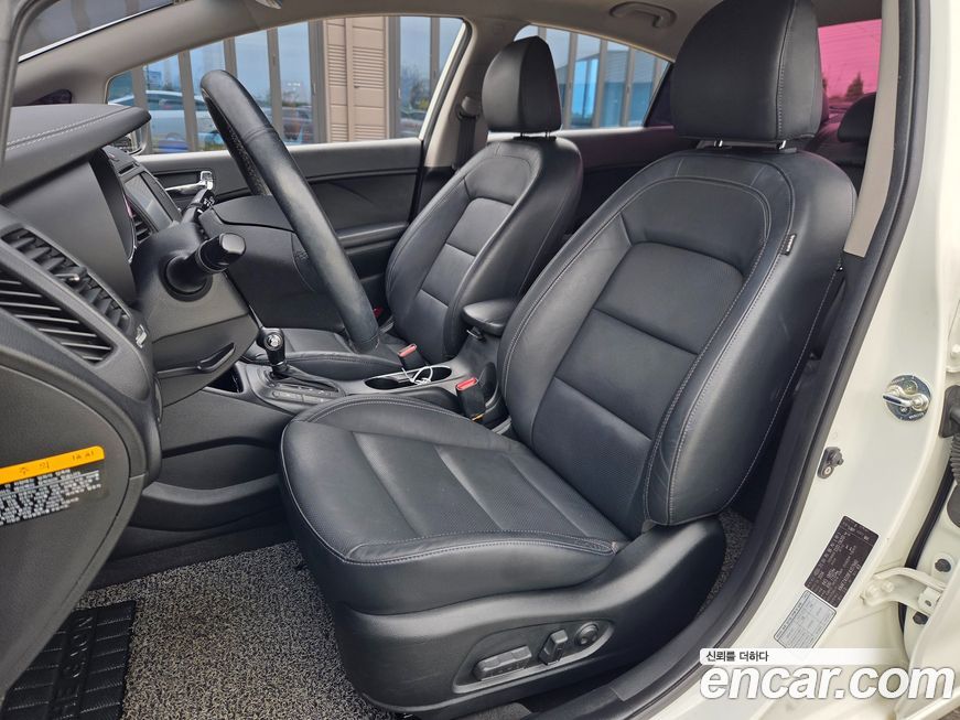 Kia K3 2015