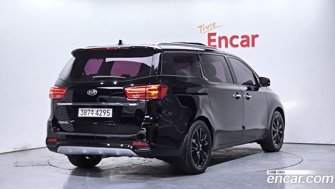 Kia Canival 2019