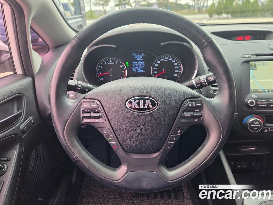 Kia K3 2015