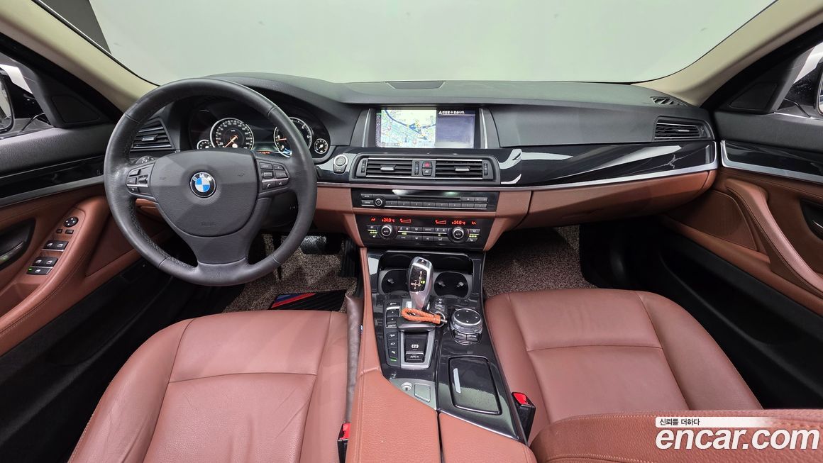 BMW 5-Series 2016