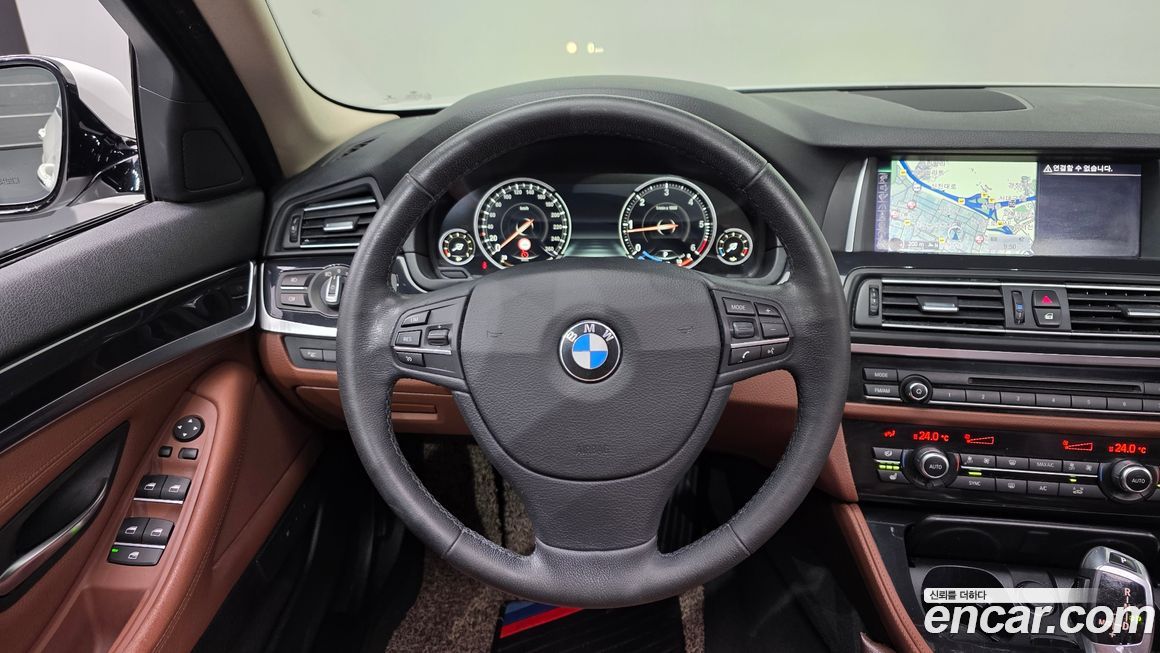 BMW 5-Series 2016
