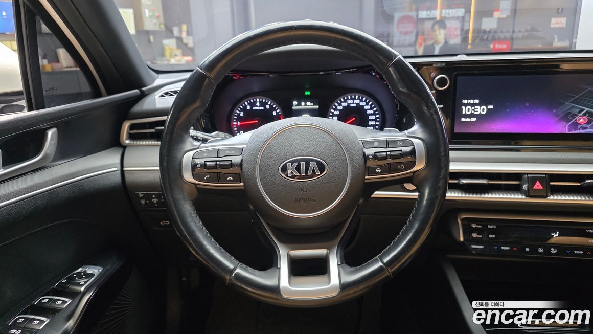 Kia K5 2021