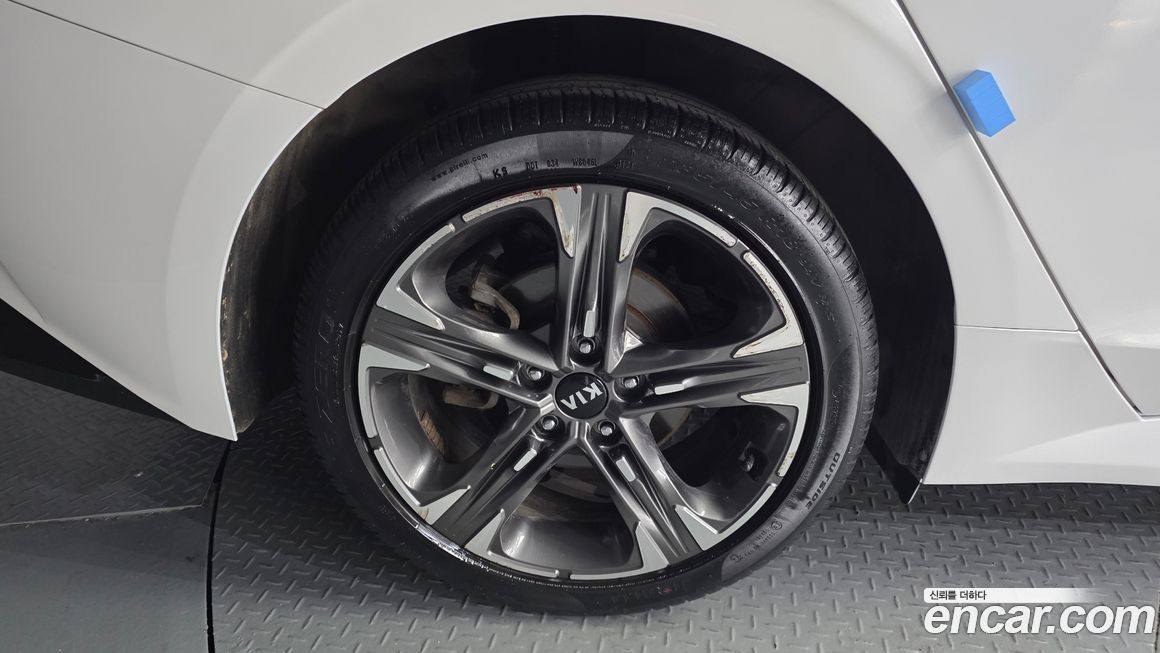 Kia K5 2021