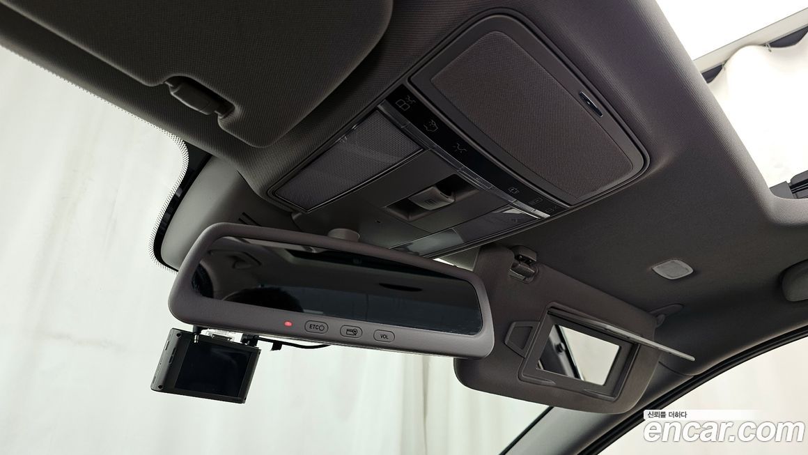 Mercedes-Benz S-Class 2010