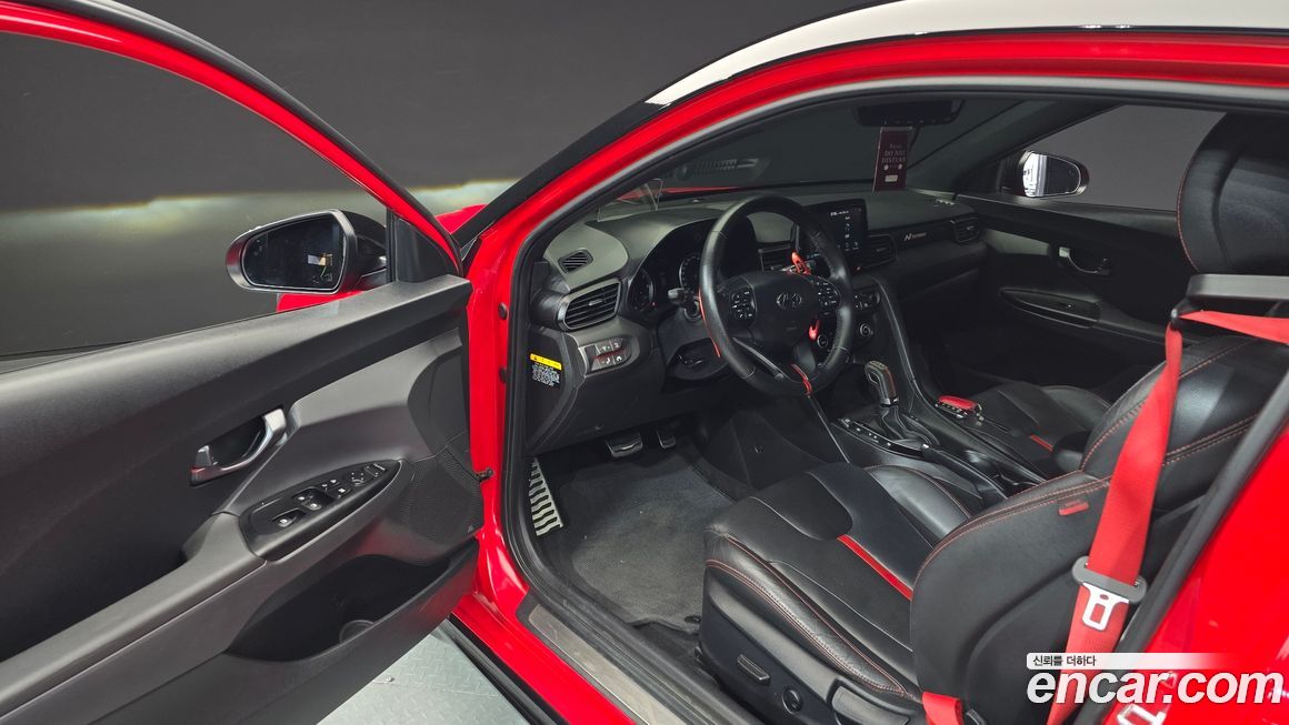 Hyundai Veloster 2018