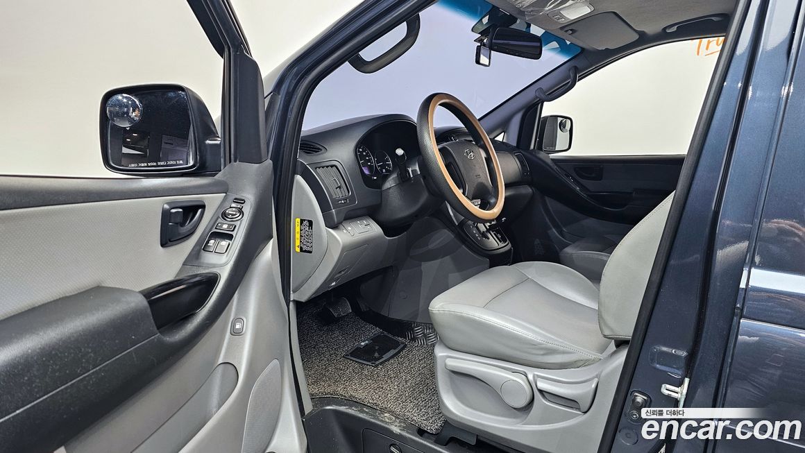 Hyundai Starex 2018