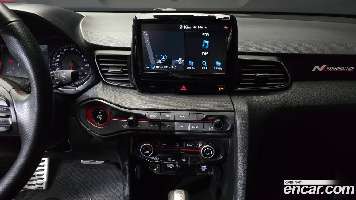 Hyundai Veloster 2018