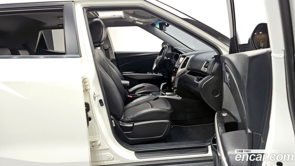 KG_Mobility_Ssangyong TIBOLI 2015