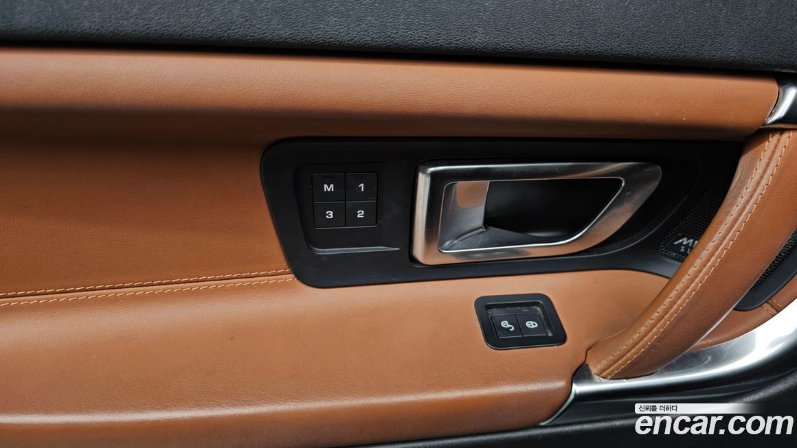 Land Rover Discovery Sport 2016