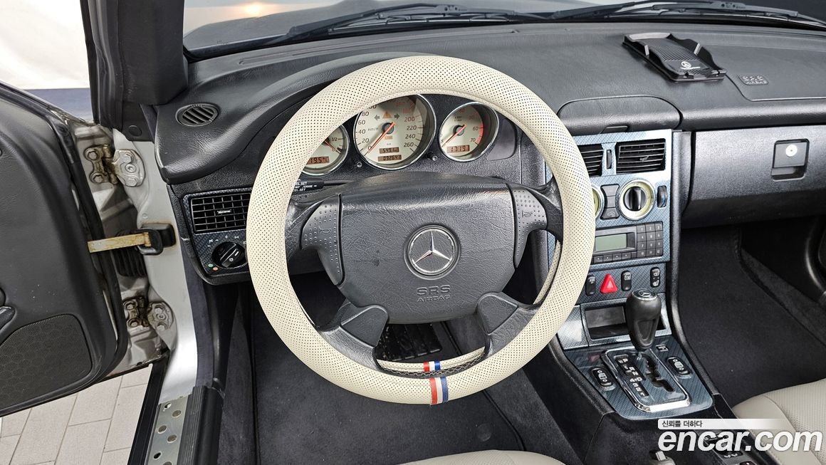 Mercedes-Benz SLK-Class 2001