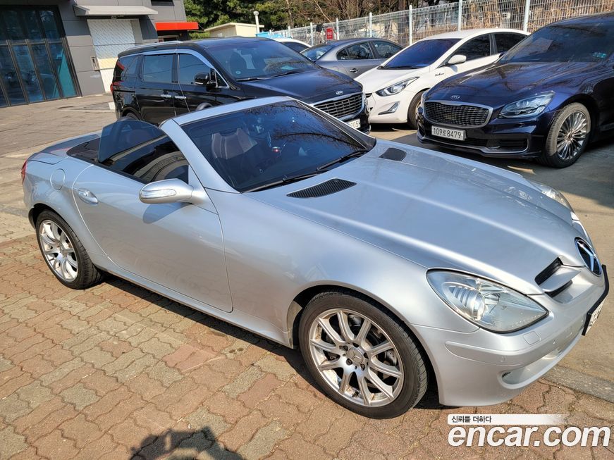 Mercedes-Benz SLK-Class 2005