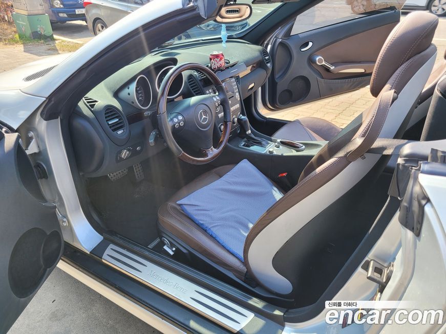 Mercedes-Benz SLK-Class 2005