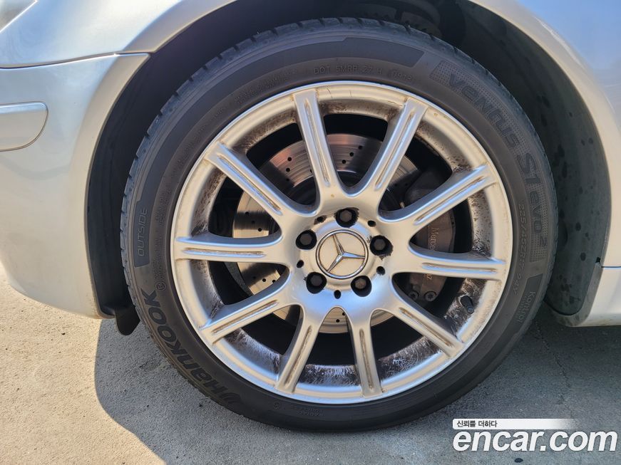 Mercedes-Benz SLK-Class 2005