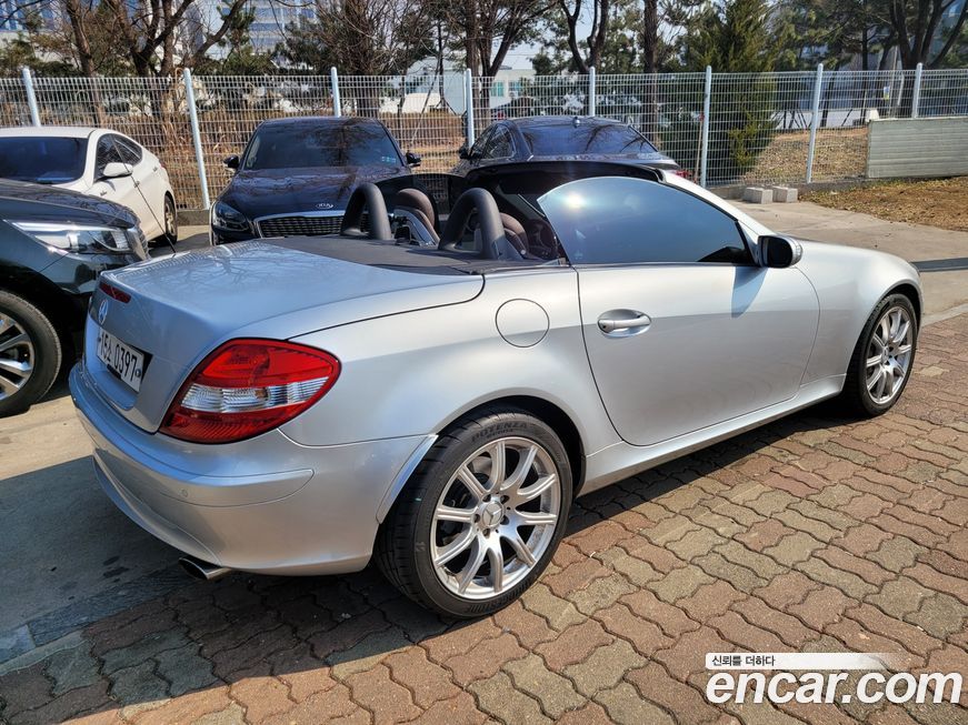 Mercedes-Benz SLK-Class 2005