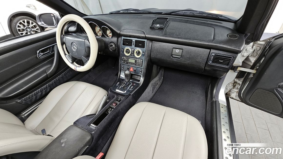 Mercedes-Benz SLK-Class 2001