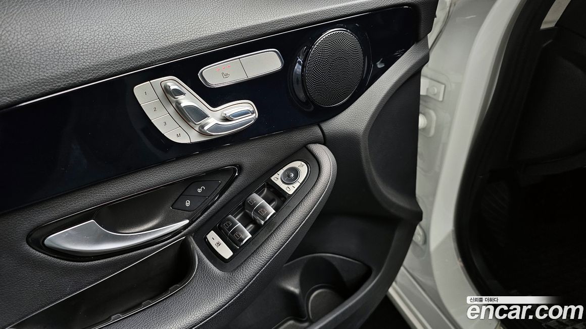 Mercedes-Benz C-Class 2016