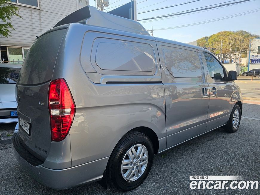 Hyundai Starex 2021
