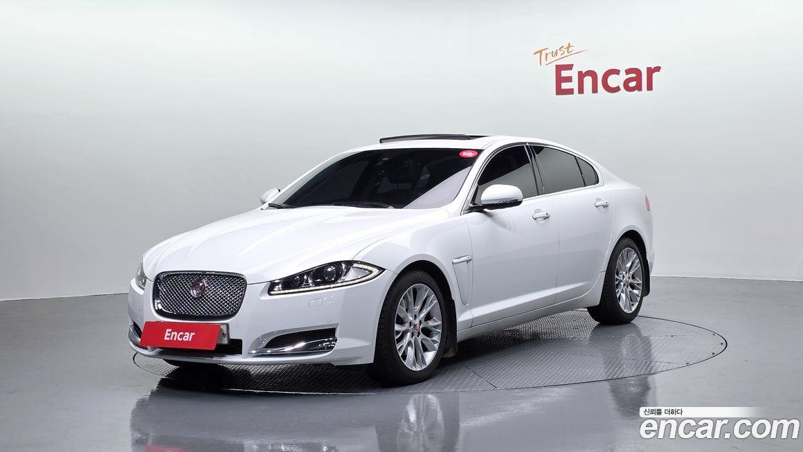 Jaguar XF 2014