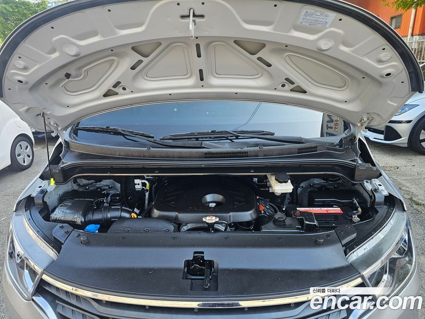 Hyundai Starex 2021