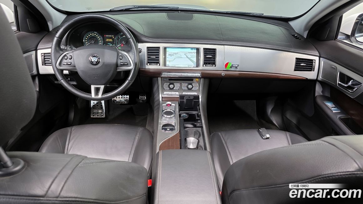 Jaguar XF 2014