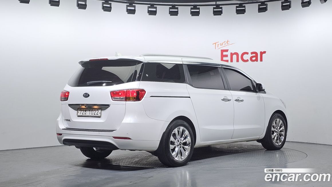 Kia Canival 2018
