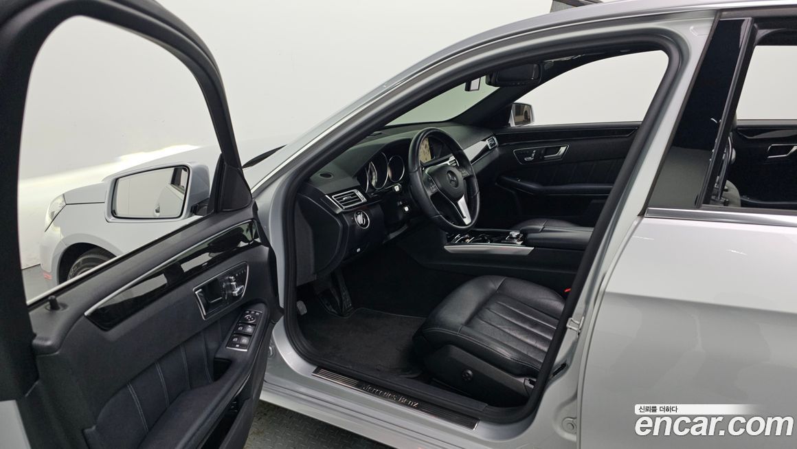 Mercedes-Benz E-Class 2014