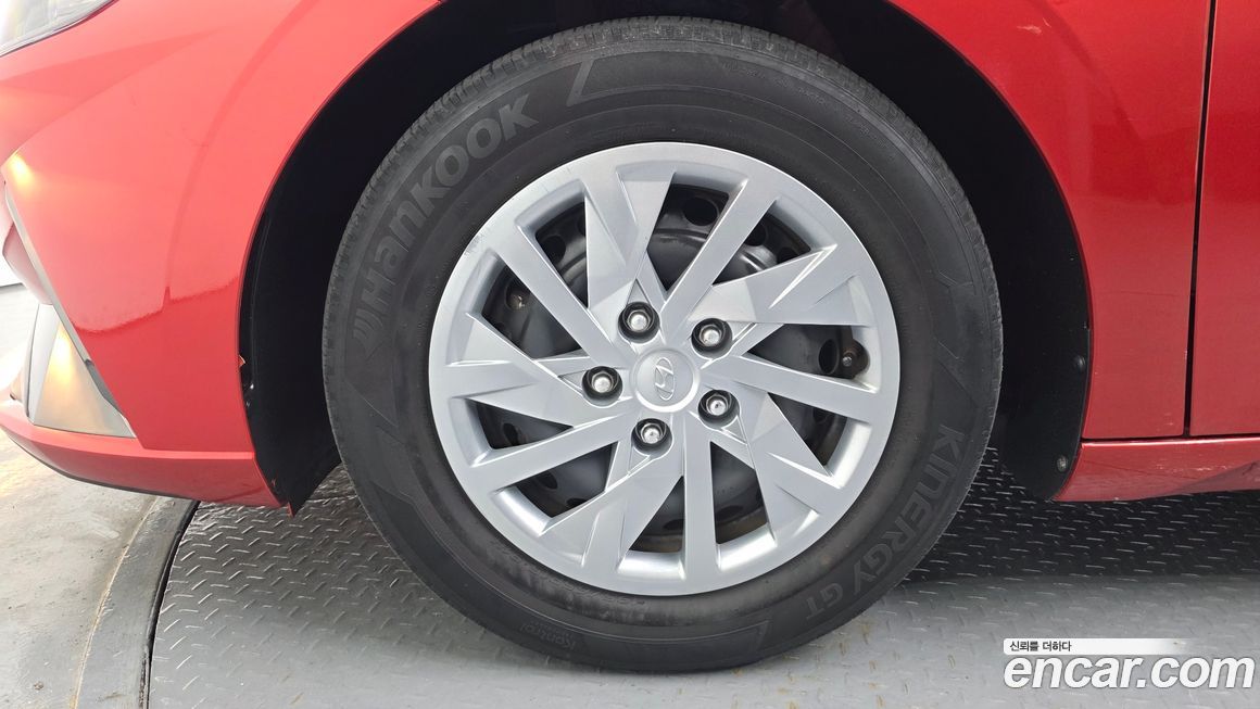 Hyundai AVANTE 2021
