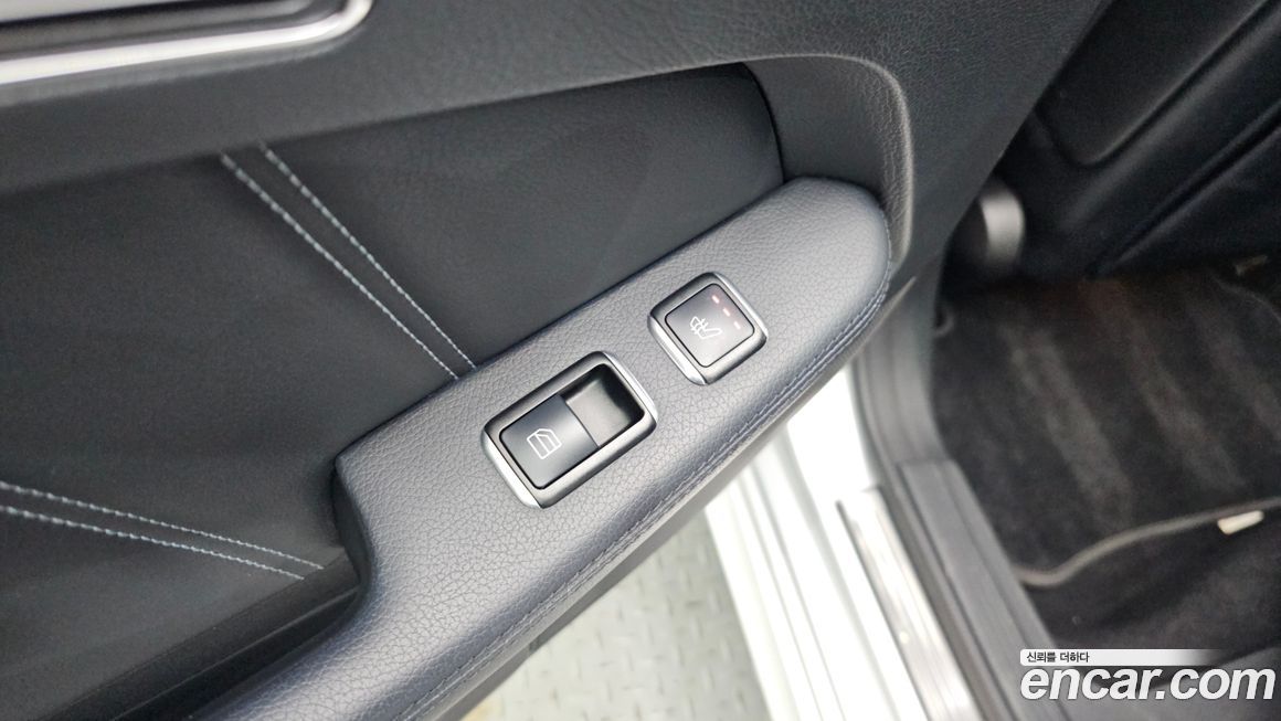Mercedes-Benz E-Class 2014