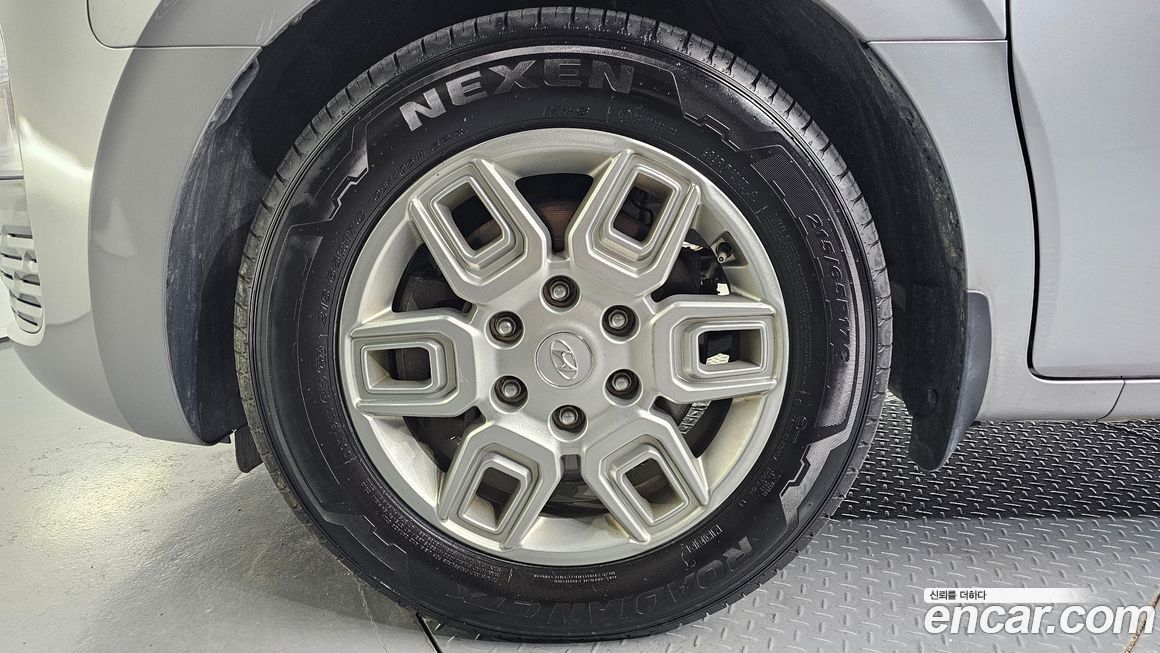 Hyundai Staria 2024