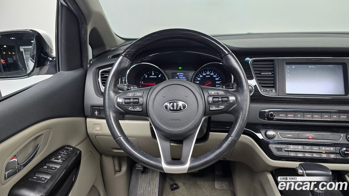 Kia Canival 2019