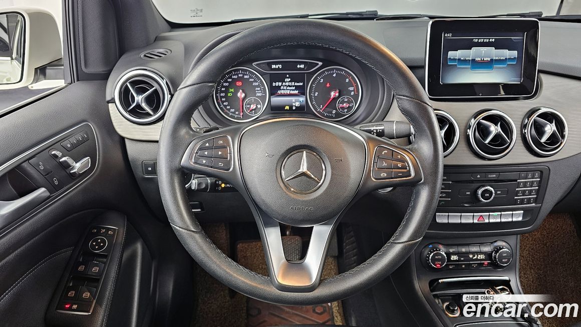 Mercedes-Benz B-Class 2017