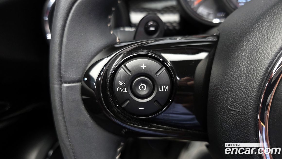 Mini Cooper Convertible 2020