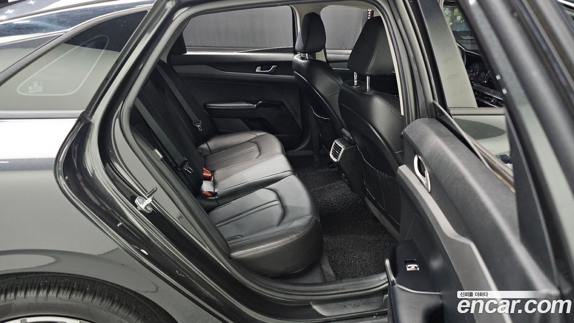 Kia K5 2021