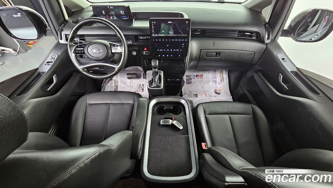 Hyundai Staria 2024