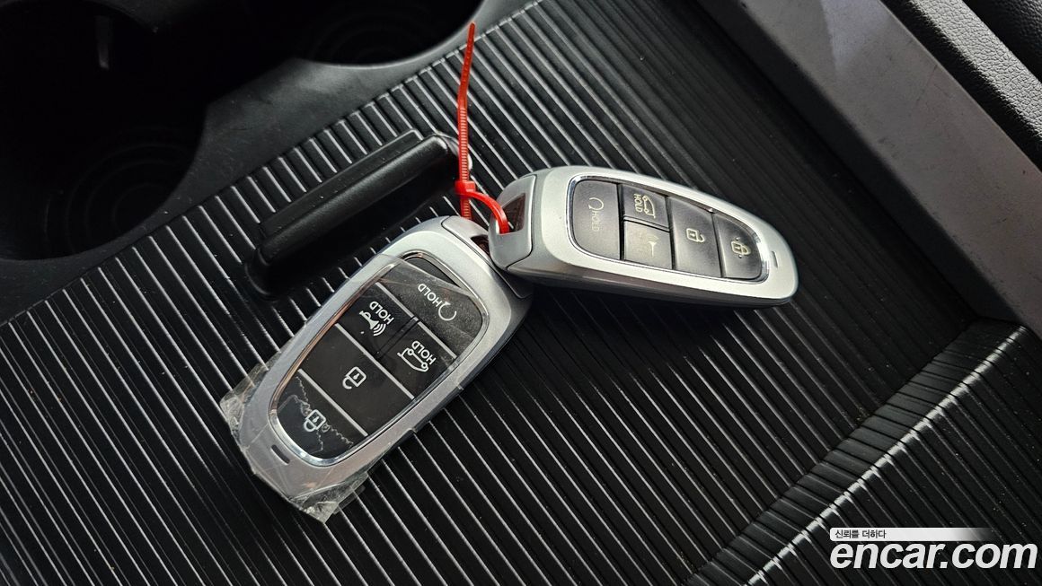 Hyundai Staria 2024