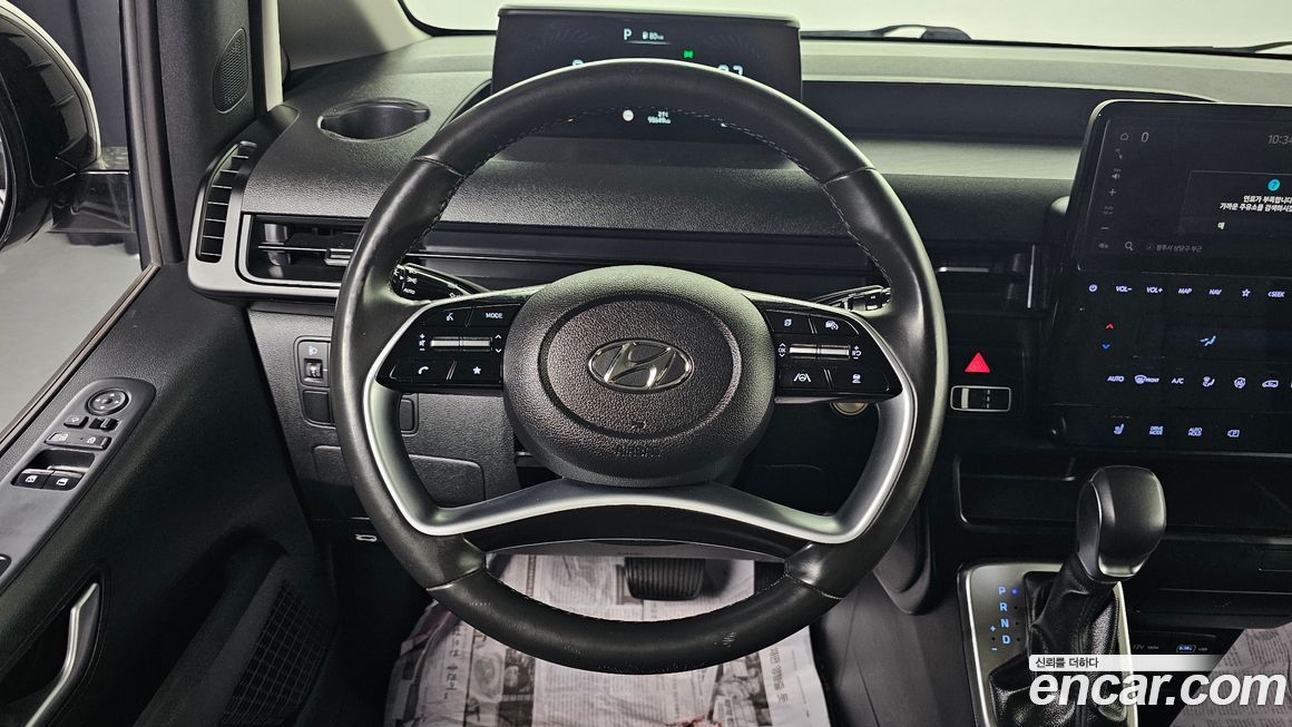 Hyundai Staria 2024