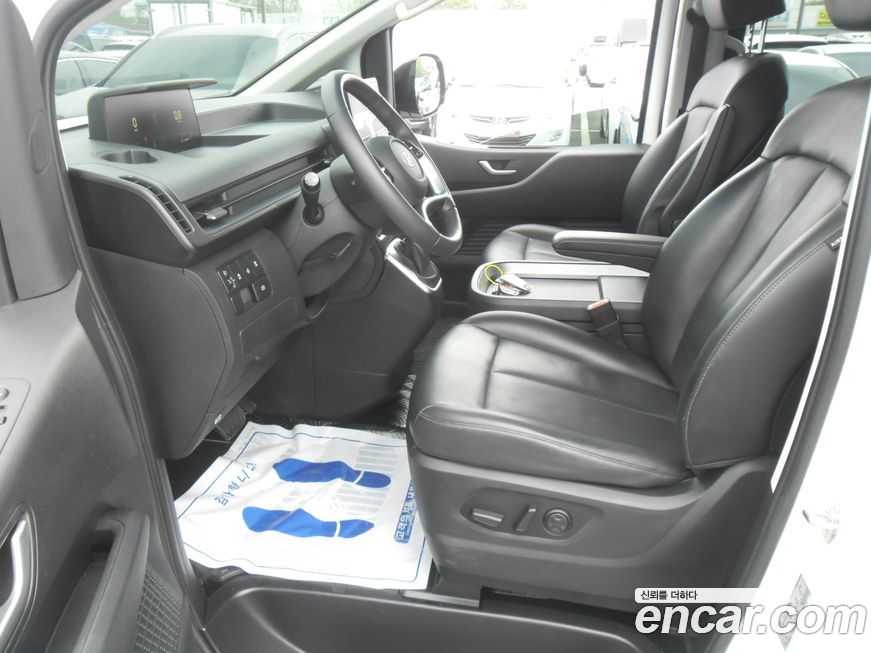 Hyundai Staria 2023