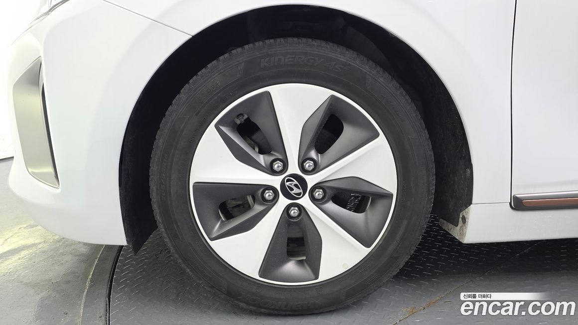 Hyundai Ioniq 2017