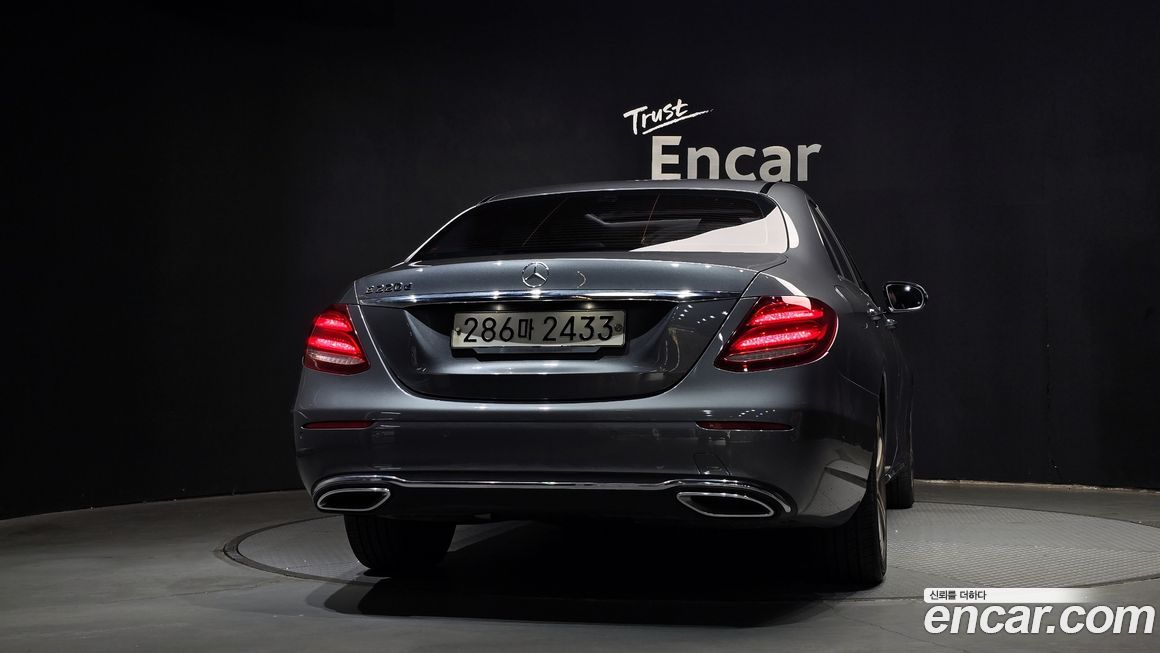 Mercedes-Benz E-Class 2019