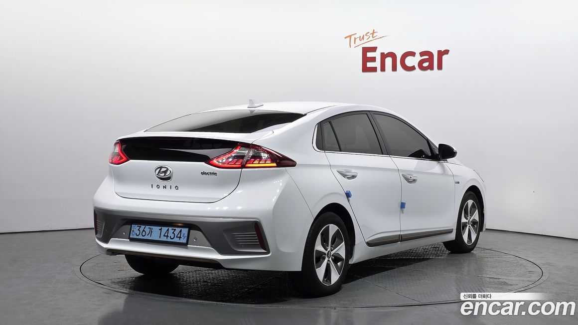 Hyundai Ioniq 2017