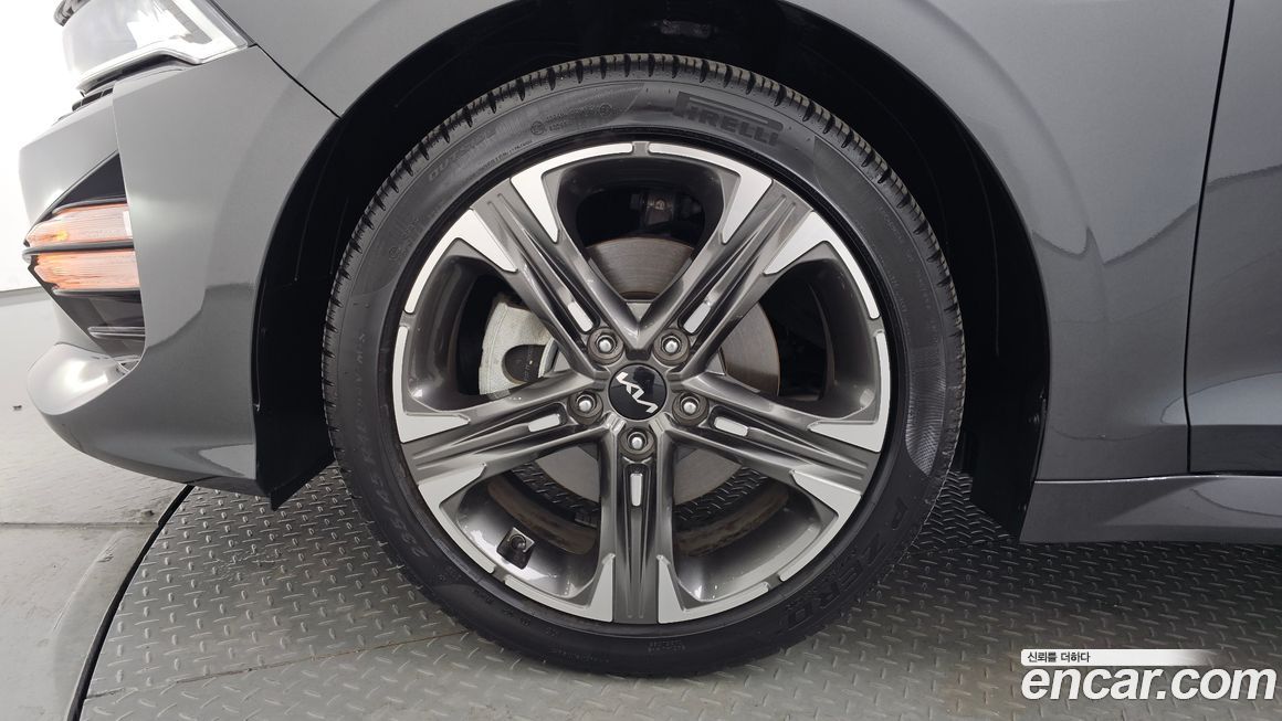 Kia K5 2023